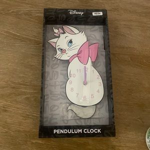 Disney Marie the cat from Aristocats hanging wall clock